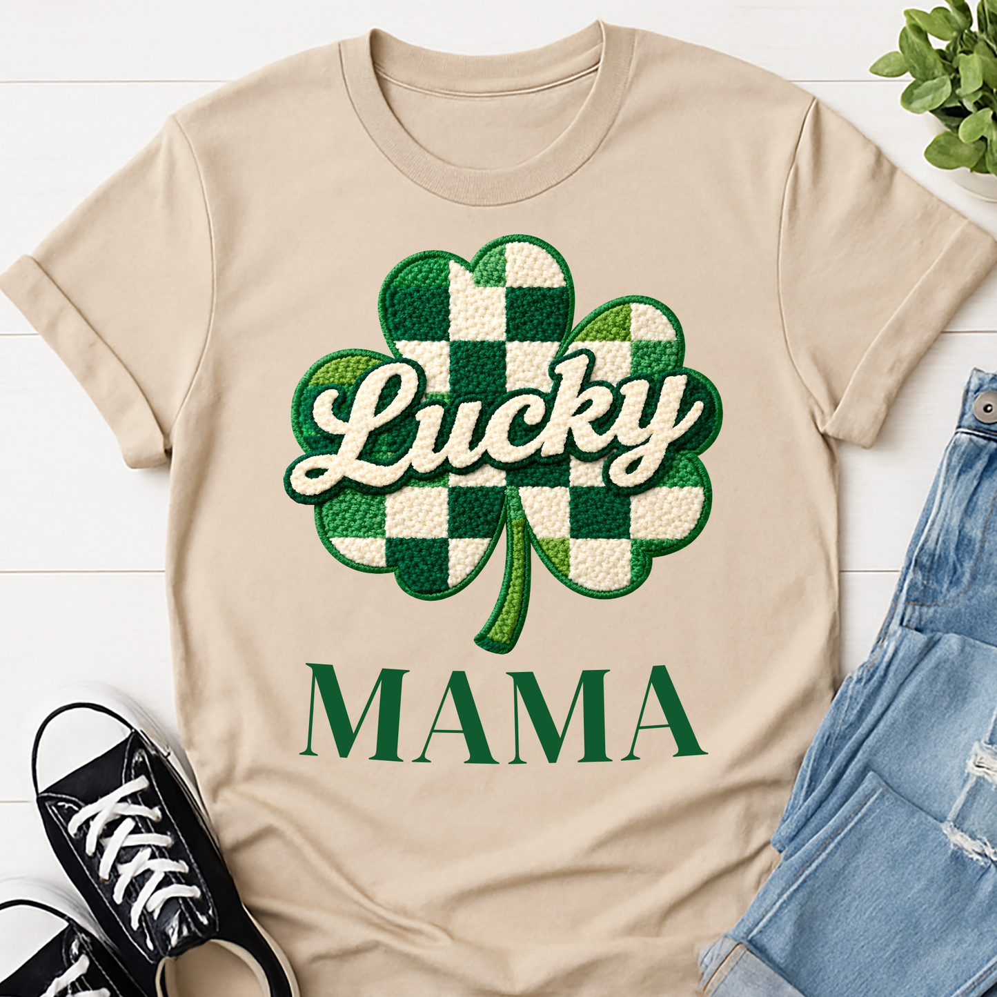 Lucky Mama Shirt - St. Patricks's Day Mom T-shirt with Clover - Cute Irish Mama Gift