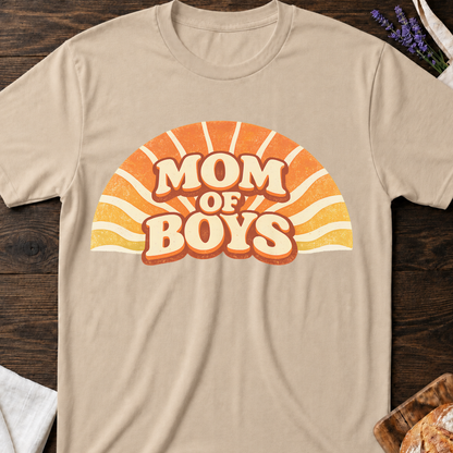 Mom of Boys Retro Sunset T-shirt