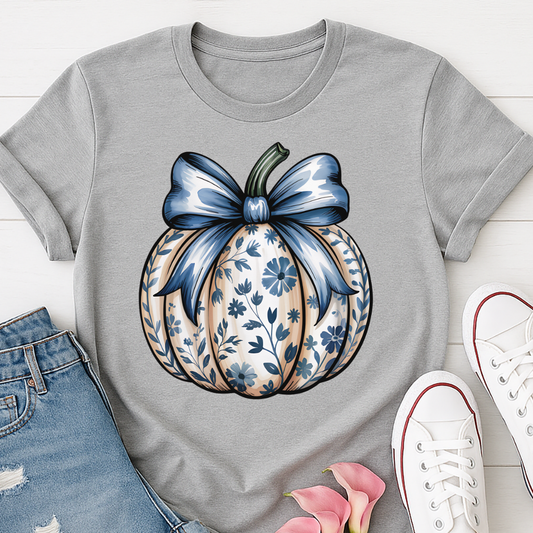 Chinoiserie Pumpkin - Blue Floral Fall T-shirt